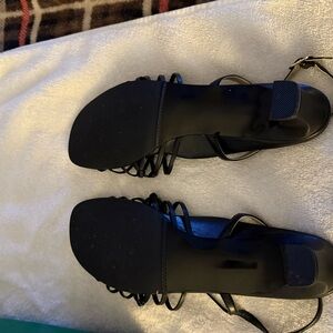 David Tate Black Strappy Sandals‎